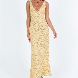 Princess Polly Nellie Maxi Dress Yellow / Red Floral